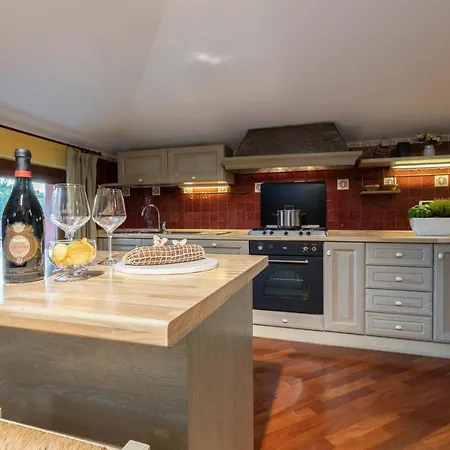 Дом отдыха Dolf - Elisa *